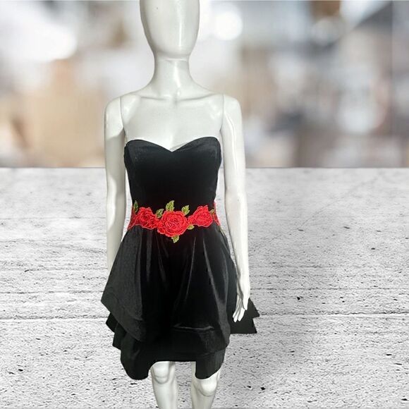 B. Darlin Black Velvet Rose Embroidered Waist Strapless Mini Dress - Picture 3 of 8